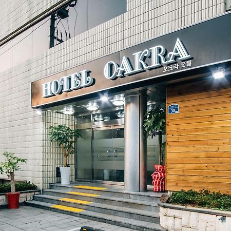 ג'גו Oakra Hotel מראה חיצוני תמונה